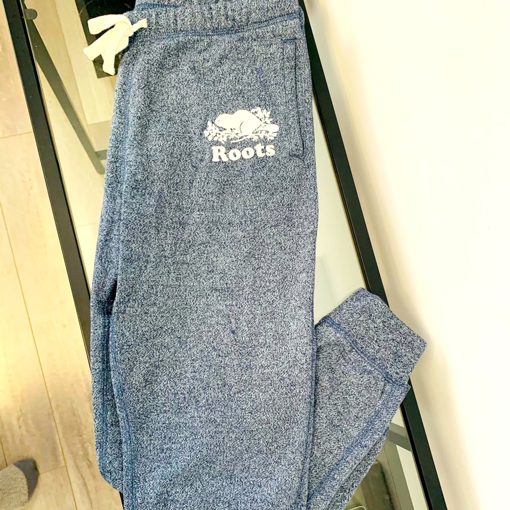 Women’s Roots sweatpants